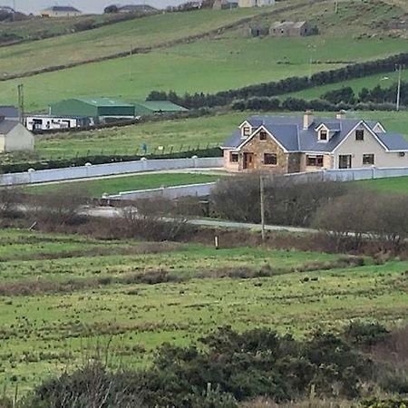 Beautiful Home On Lake Carrowmore Belmullet Esterno foto