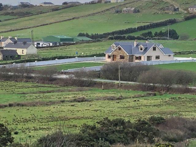 Beautiful Home On Lake Carrowmore Belmullet Esterno foto